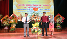 Khoa Kinh Tế Trường Đại Học Vinh tới tham dự và chúc mừng Tết cổ truyền Bunpimay – Songkran năm 2019